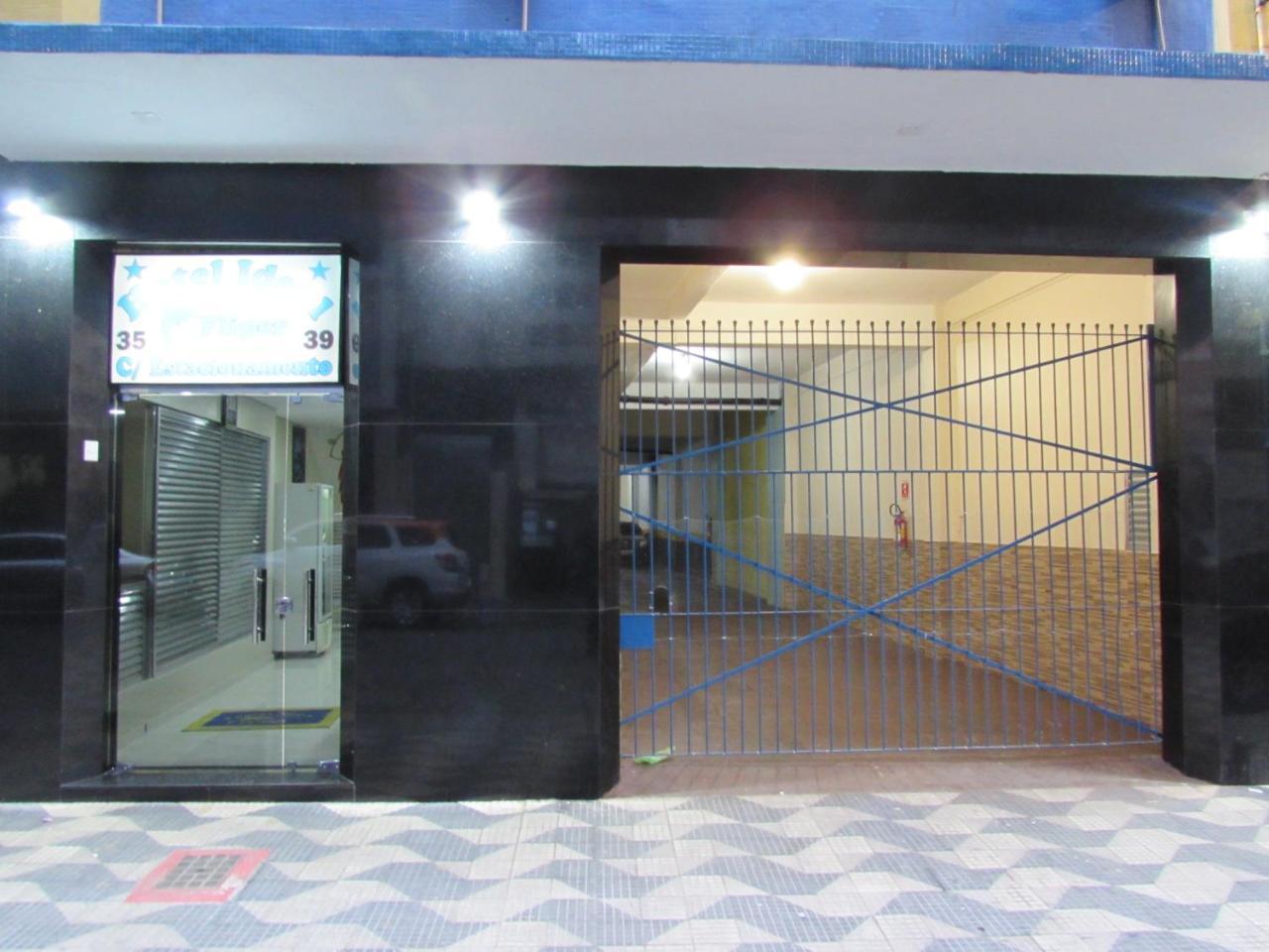 Hotel Ideal Fliper Com Estacionamento Gratis Para Carro Pequeno Altura Padrao "Internet Fibra" - Sao Paulo, Sao Paulo